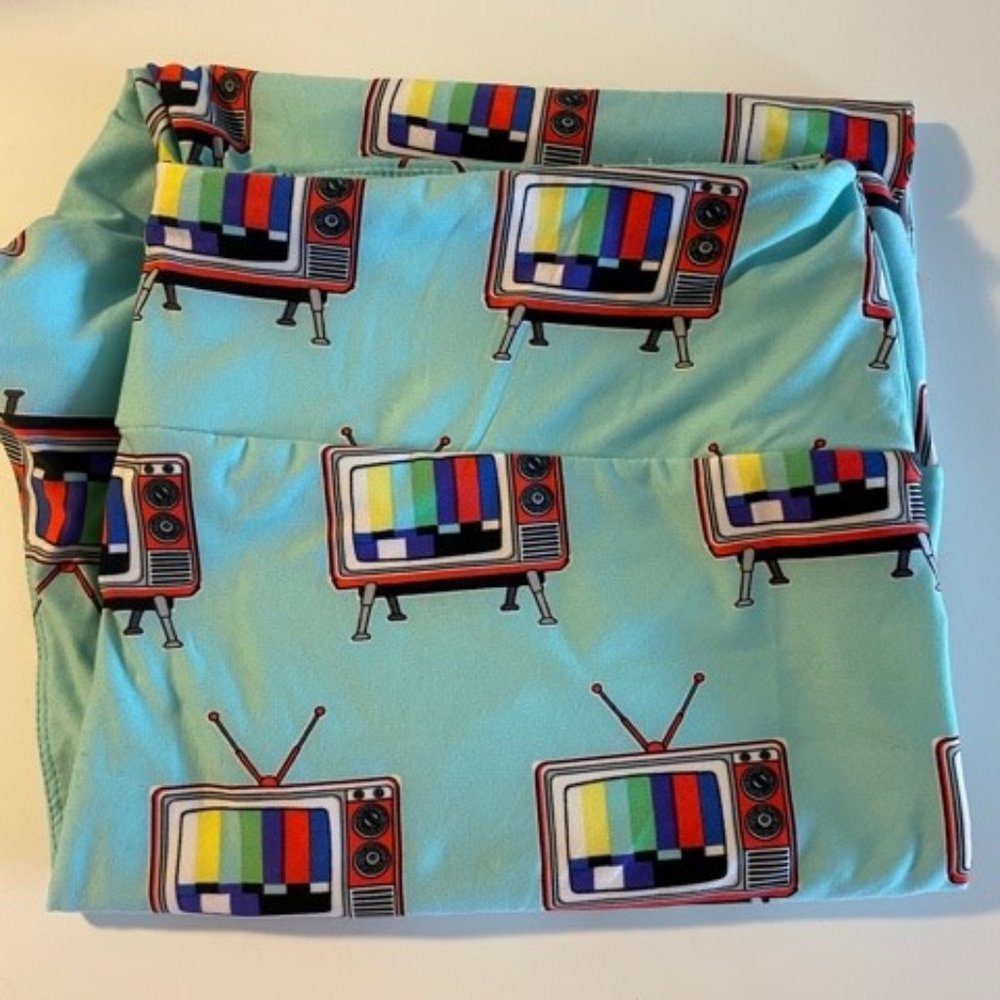 LuLaRoe Leggings Plus Size TC2 Retro TV